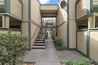 Photo #4: 221066584 Listing