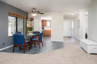 Photo #4: 221066811 Listing