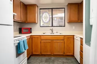 Photo #5: 221066811 Listing