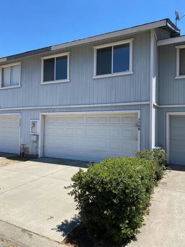 MLS: 221067392 Condo For Sale