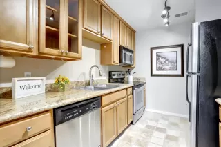 Photo #1: 221067446 Listing