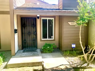 Photo #2: 221067666 Listing