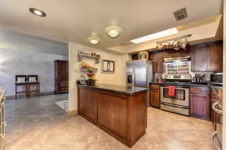 Photo #3: 221067860 Listing