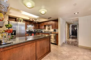 Photo #4: 221067860 Listing