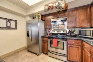 Photo #5: 221067860 Listing