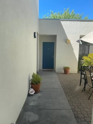 Photo #2: 221067869 Listing