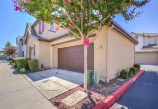 Photo #1: 221068807 Listing 