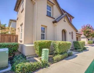Photo #2: 221068807 Listing 