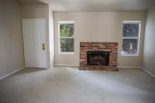Photo #1: 221068982 Listing 