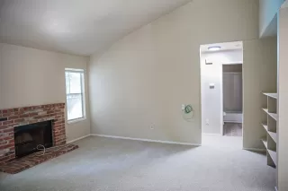 Photo #2: 221068982 Listing 
