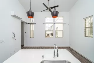 Photo #4: 221069217 Listing