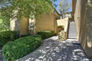 Photo #6: 221069776 Listing