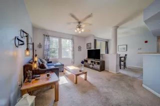 Photo #3: 221070259 Listing