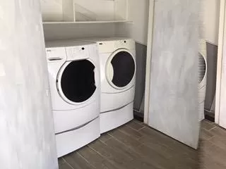 Photo #5: 221070690 Listing