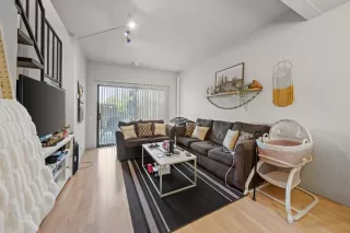 Photo #3: 221070791 Listing 