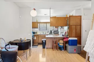 Photo #6: 221070791 Listing 