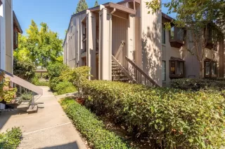 Photo #1: 221071132 Listing