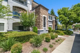 Photo #1: 221071574 Listing