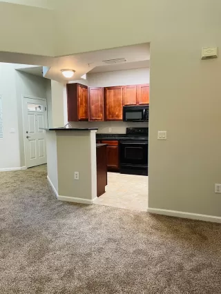 Photo #4: 221071928 Listing