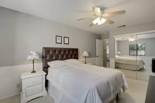 Photo #4: 221072409 Listing