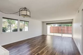 Photo #5: 221072737 Listing