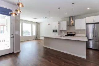 Photo #4: 221073290 Listing 