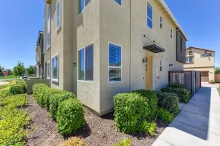 Photo #5: 221073748 Listing
