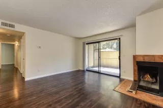 Photo #4: 221073929 Listing