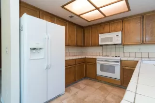 Photo #1: 221073992 Listing