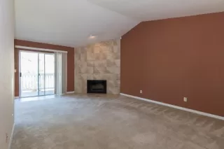 Photo #2: 221073992 Listing