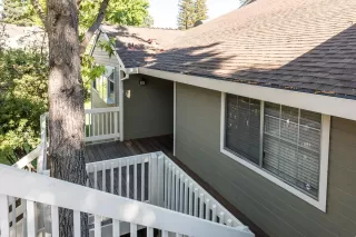 Photo #4: 221073992 Listing