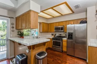 Photo #3: 221074153 Listing