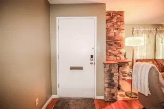 Photo #3: 221074318 Listing