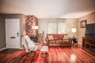 Photo #4: 221074318 Listing