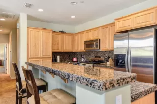 Photo #4: 221074847 Listing