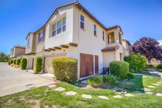 Photo #1: 221074992 Listing 