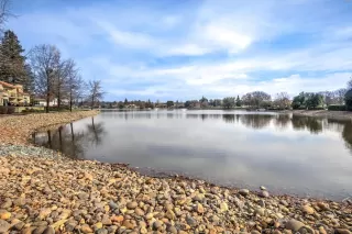 Photo #1: 221075657 Listing 