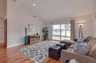 Photo #5: 221075657 Listing 