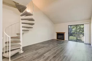 Photo #3: 221075694 Listing