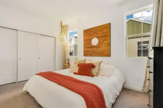 Photo #4: 221076386 Listing