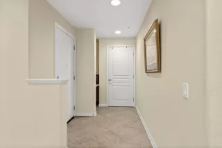 Photo #5: 221076465 Listing