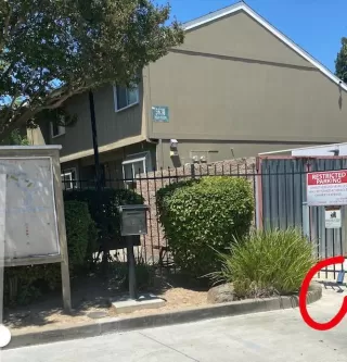 Photo #2: 221077182 Listing