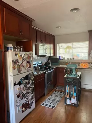 Photo #3: 221077182 Listing