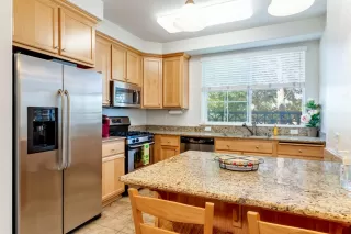 Photo #6: 221077614 Listing 
