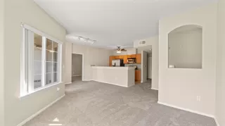Photo #4: 221077744 Listing