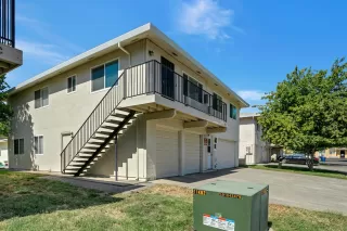 Photo #4: 221077761 Listing 