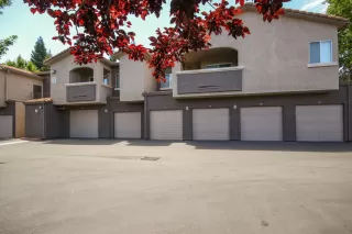 Photo #1: 221077948 Listing