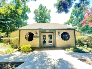 Photo #2: 221078910 Listing 