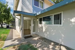 Photo #2: 221079252 Listing 