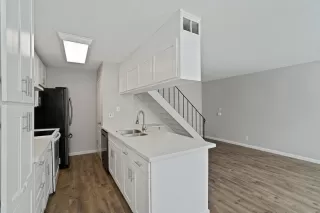 Photo #6: 221079252 Listing 